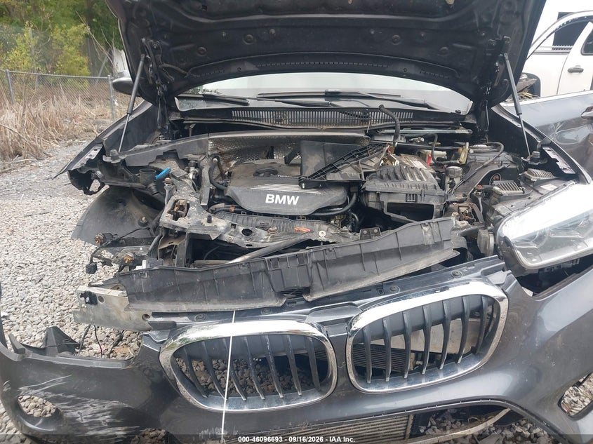 BMW X1 - zdjęcie 10