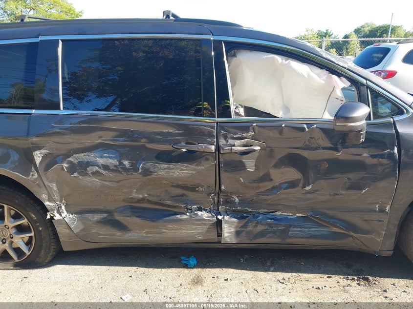 CHRYSLER PACIFICA - zdjęcie 6