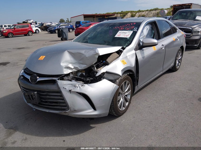 TOYOTA CAMRY - zdjęcie 2
