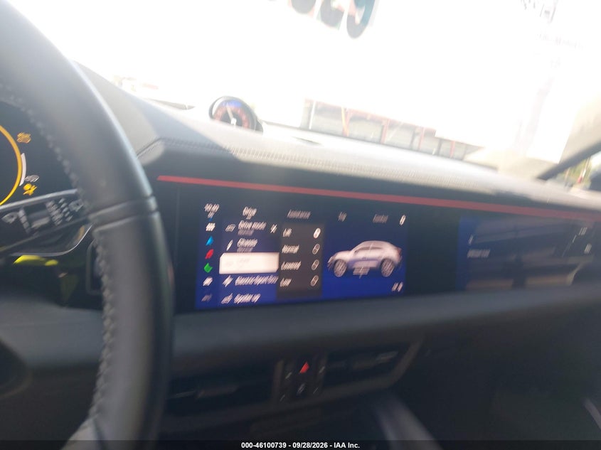 PORSCHE MACAN ELECTRIC - zdjęcie 19