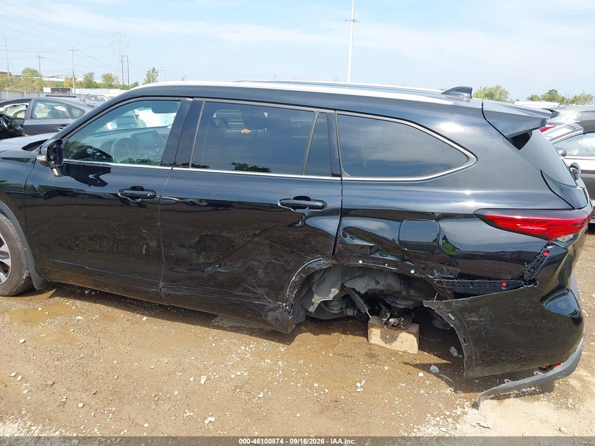 TOYOTA HIGHLANDER - zdjęcie 6