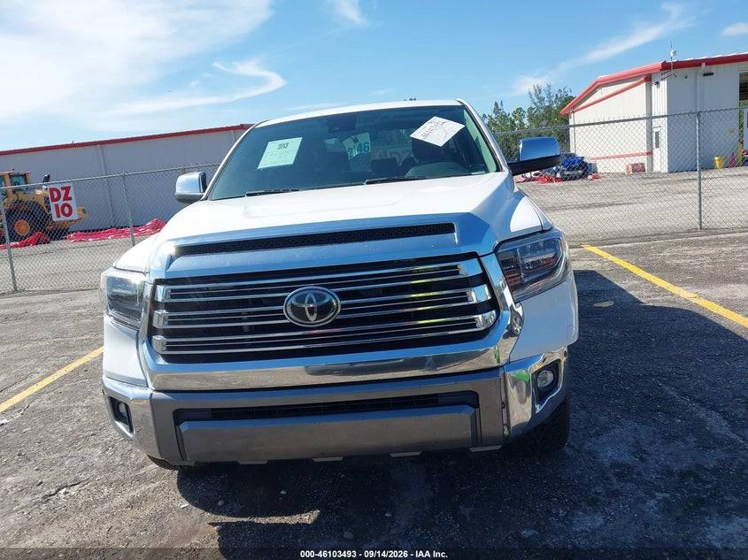 TOYOTA TUNDRA - zdjęcie 12