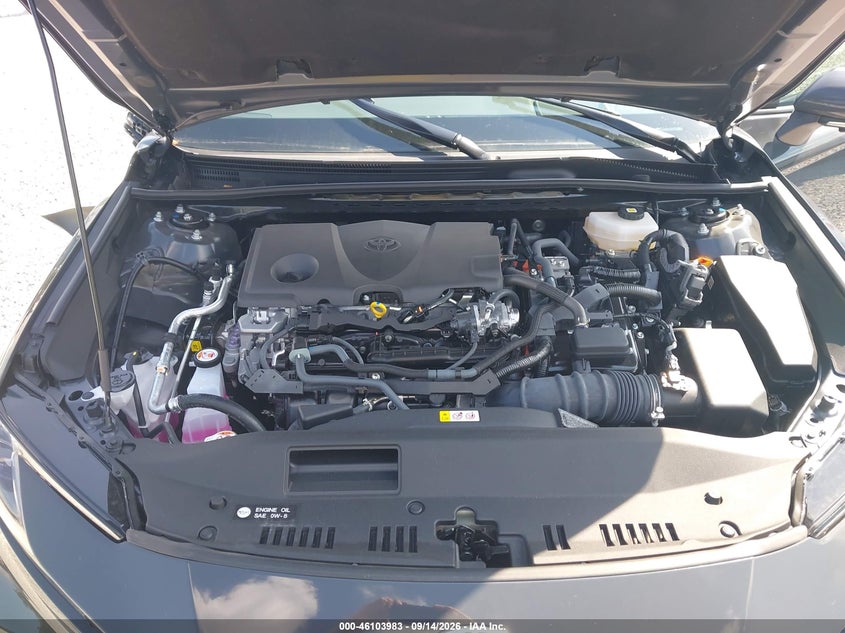TOYOTA CAMRY - zdjęcie 10