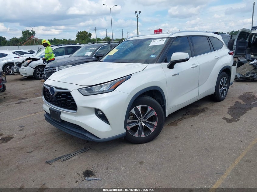 TOYOTA HIGHLANDER - zdjęcie 2