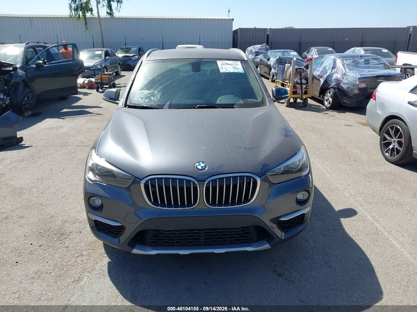 BMW X1 - zdjęcie 12
