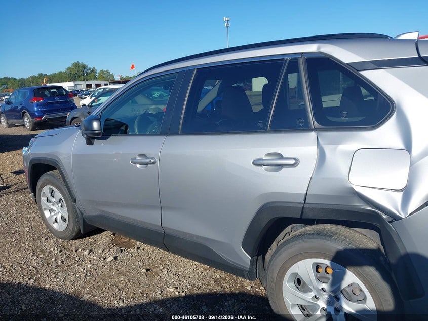 TOYOTA RAV4 - zdjęcie 14
