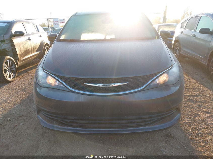 CHRYSLER PACIFICA - zdjęcie 13