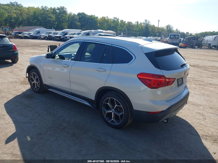 BMW X1 - zdjęcie 3
