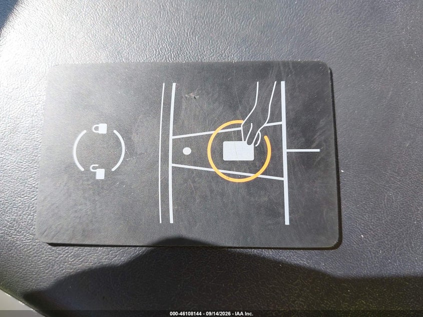 TESLA MODEL Y - zdjęcie 11
