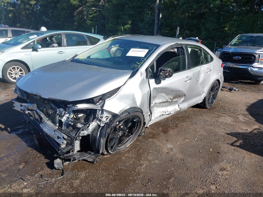 TOYOTA COROLLA - zdjęcie 2