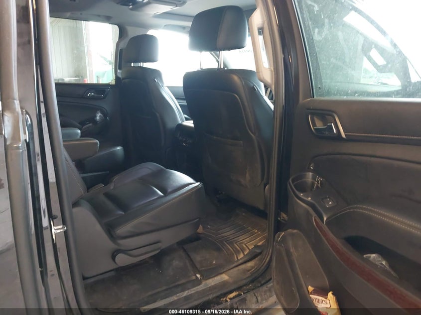 GMC YUKON XL 1500 - zdjęcie 8
