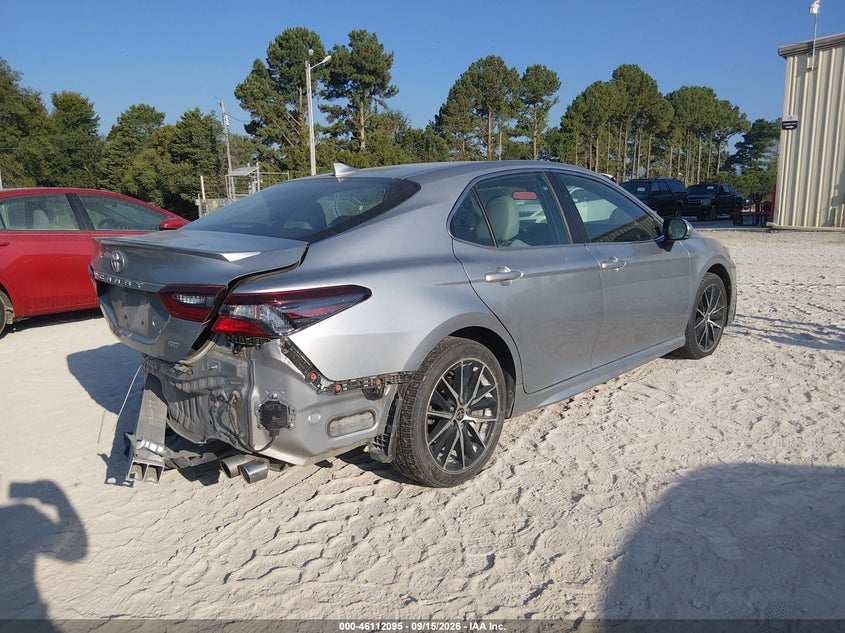 TOYOTA CAMRY - zdjęcie 4