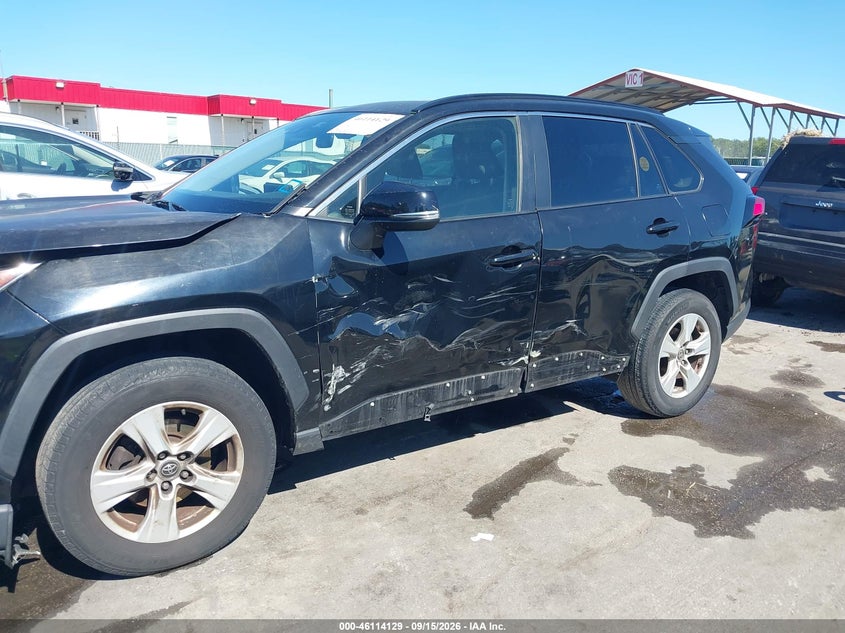 TOYOTA RAV4 - zdjęcie 6