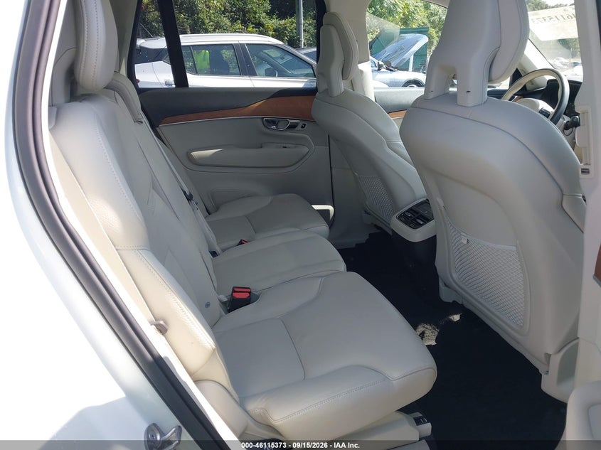 VOLVO XC90 - zdjęcie 8