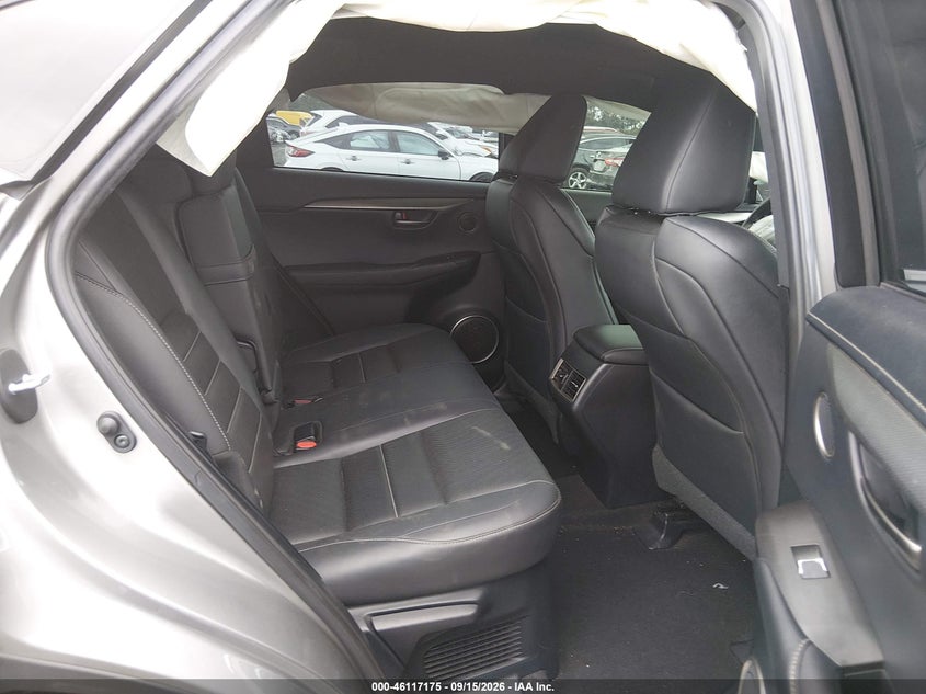 LEXUS NX 300 - zdjęcie 8