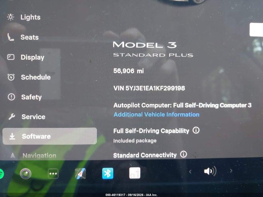 TESLA MODEL 3 - zdjęcie 14