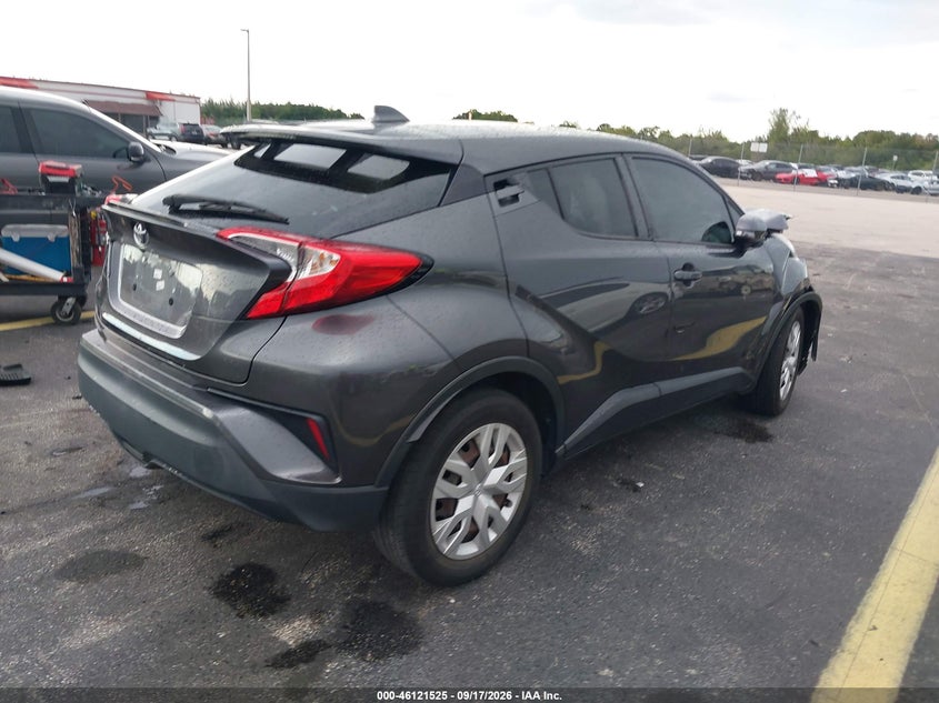 TOYOTA C-HR - zdjęcie 4