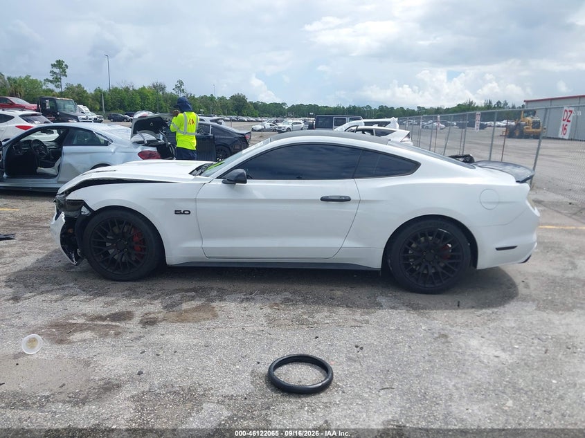 FORD MUSTANG - zdjęcie 14