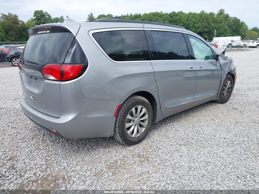 CHRYSLER PACIFICA - zdjęcie 4
