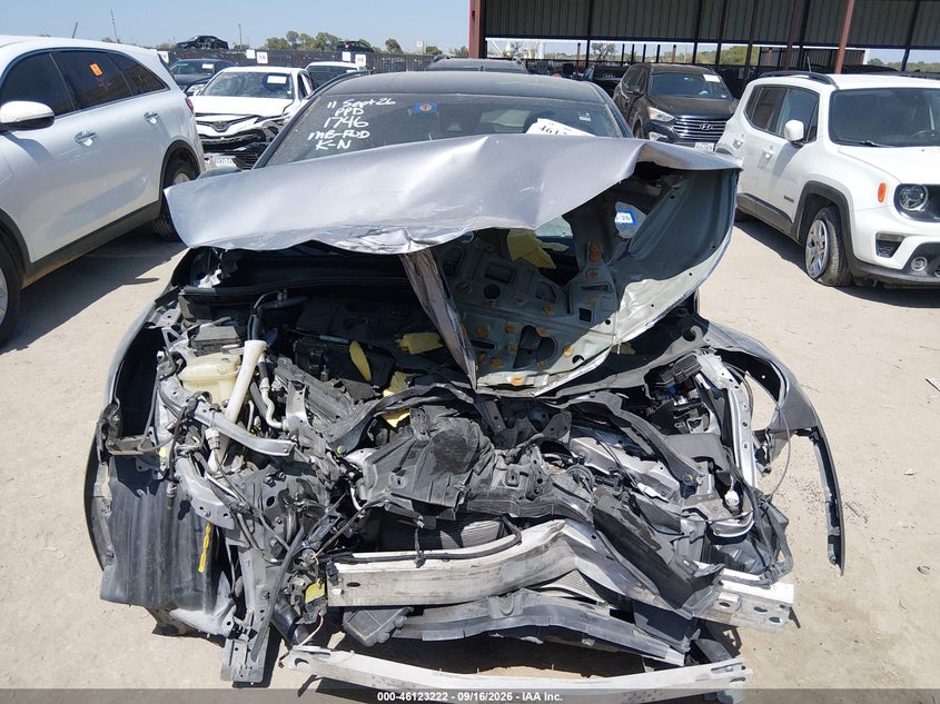 TOYOTA C-HR - zdjęcie 6
