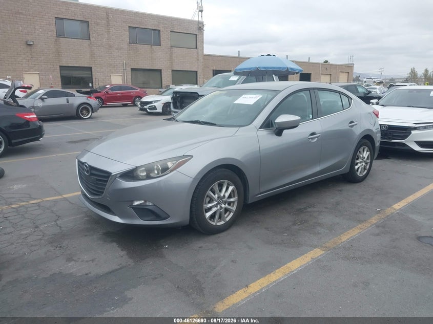 MAZDA MAZDA3 - zdjęcie 2