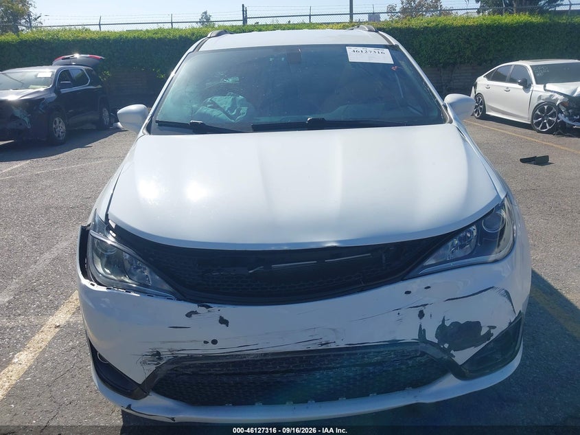 CHRYSLER PACIFICA HYBRID - zdjęcie 14