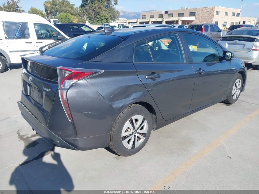 TOYOTA PRIUS - zdjęcie 4