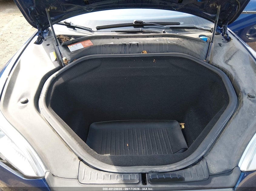 TESLA MODEL S - zdjęcie 10