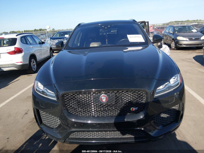 JAGUAR F-PACE - zdjęcie 13