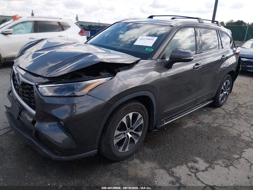 TOYOTA HIGHLANDER - zdjęcie 2