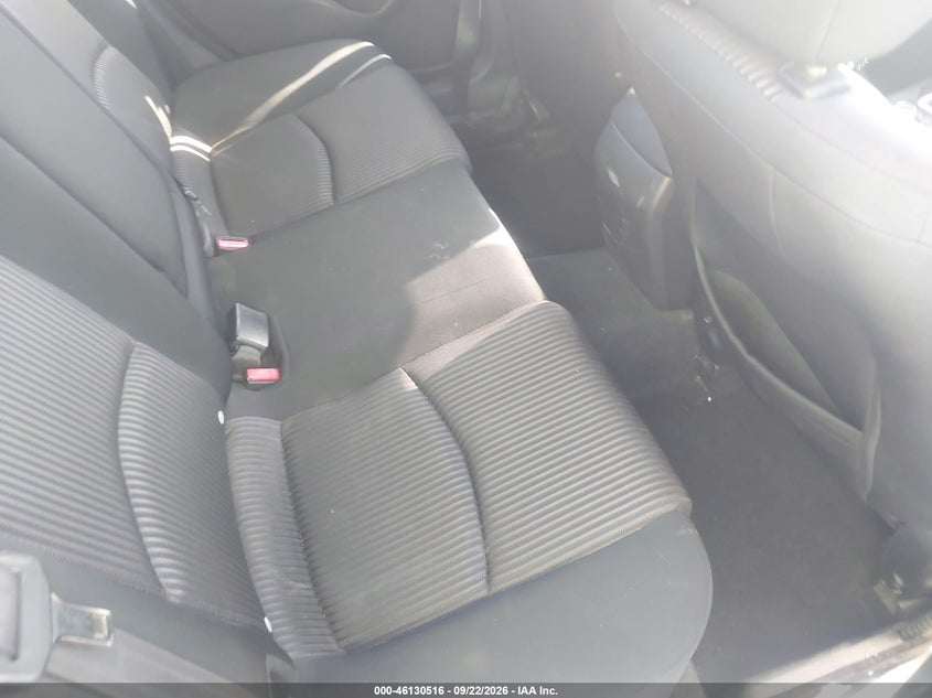 MAZDA MAZDA3 - zdjęcie 8