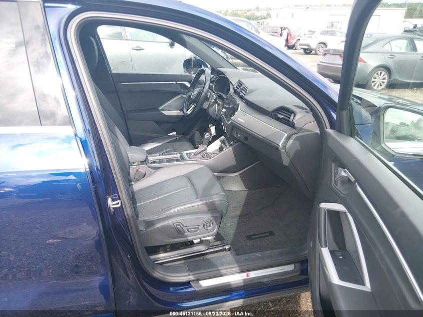 AUDI Q3 - zdjęcie 5