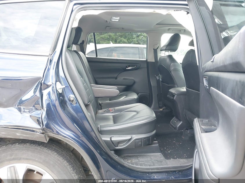 TOYOTA HIGHLANDER - zdjęcie 8