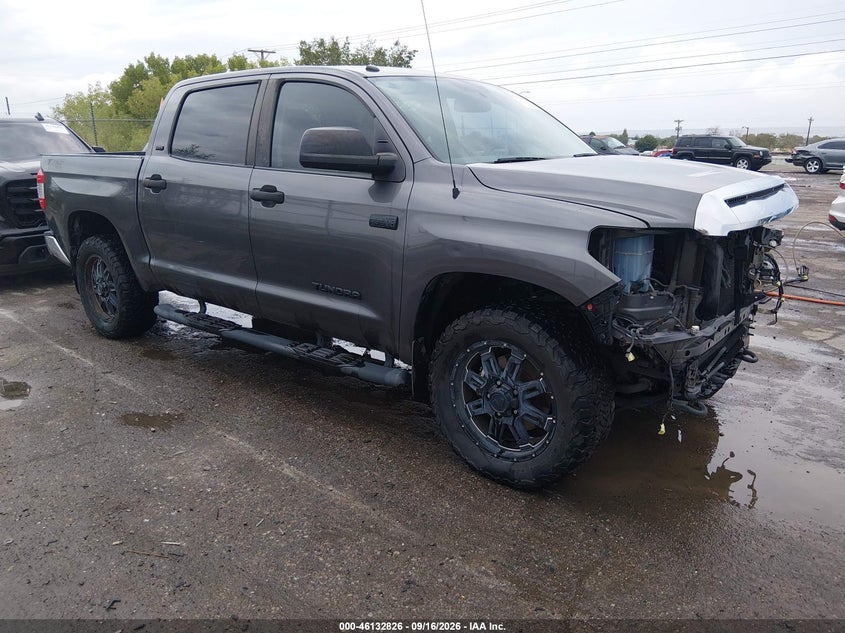 TOYOTA TUNDRA - zdjęcie 1