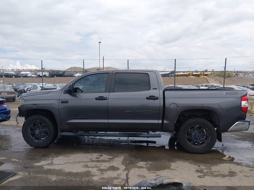 TOYOTA TUNDRA - zdjęcie 15