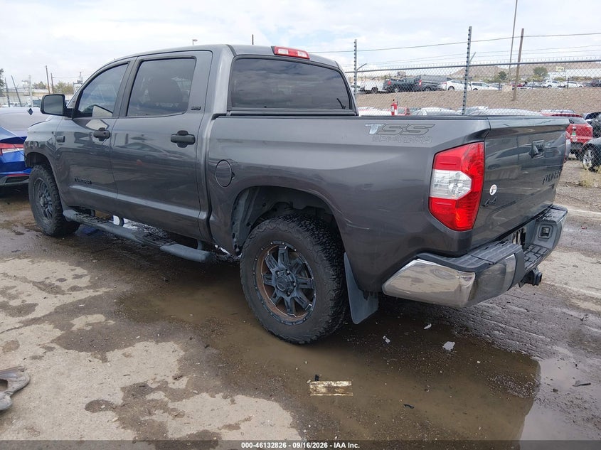 TOYOTA TUNDRA - zdjęcie 3
