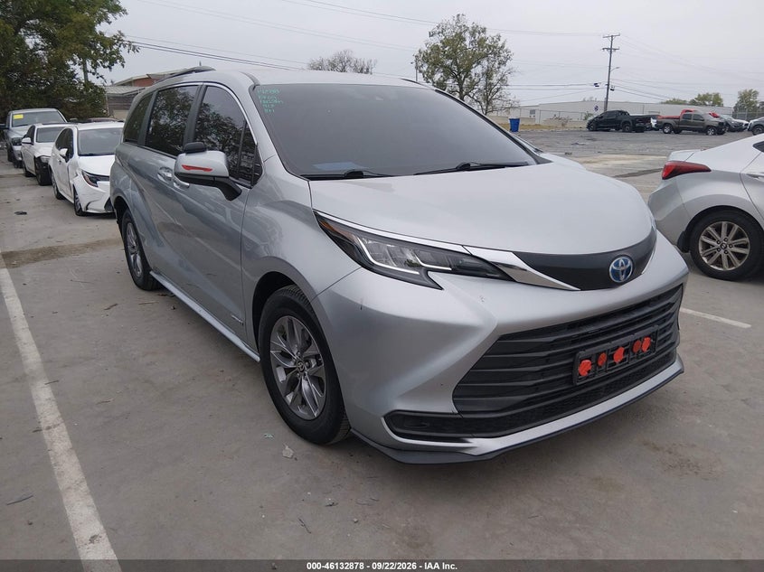 TOYOTA SIENNA - zdjęcie 1