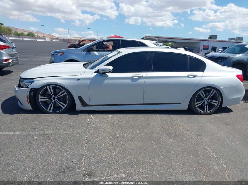 BMW 750I - zdjęcie 14