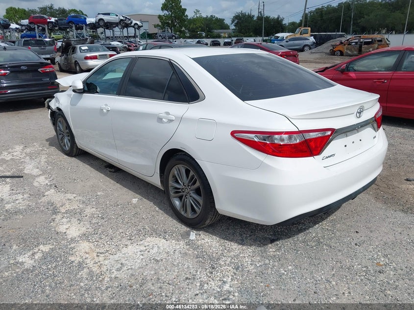 TOYOTA CAMRY - zdjęcie 3