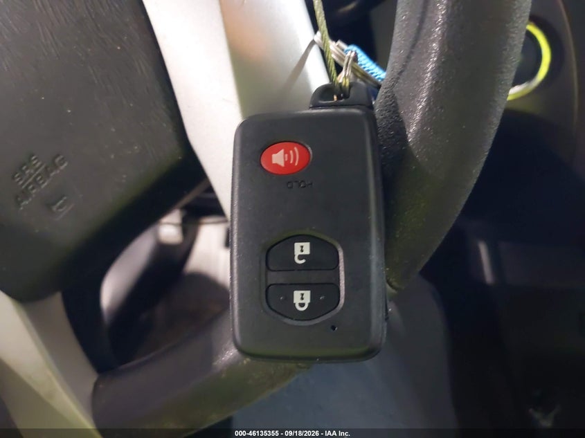 TOYOTA PRIUS - zdjęcie 11