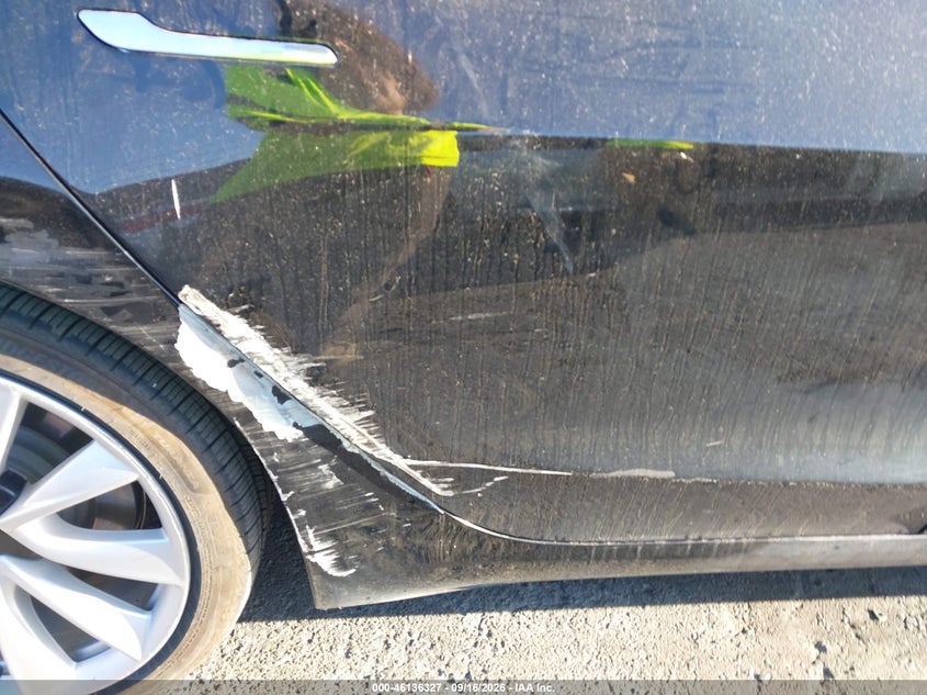 TESLA MODEL 3 - zdjęcie 6
