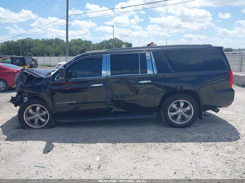 CHEVROLET SUBURBAN - zdjęcie 15