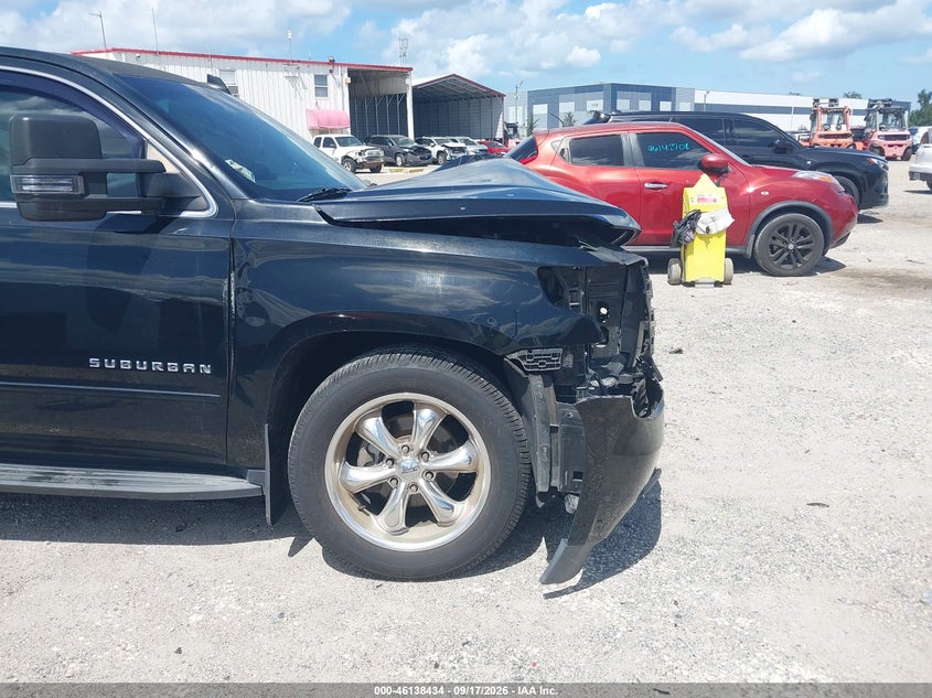 CHEVROLET SUBURBAN - zdjęcie 6