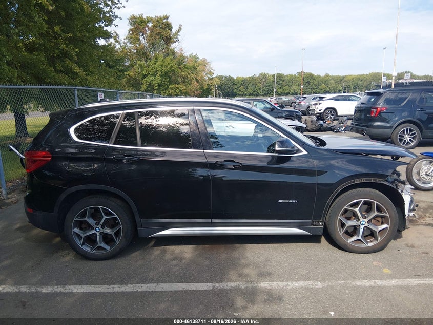 BMW X1 - zdjęcie 13