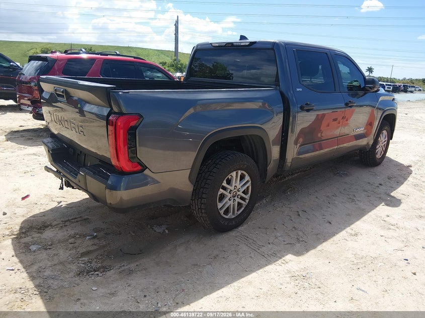 TOYOTA TUNDRA - zdjęcie 4