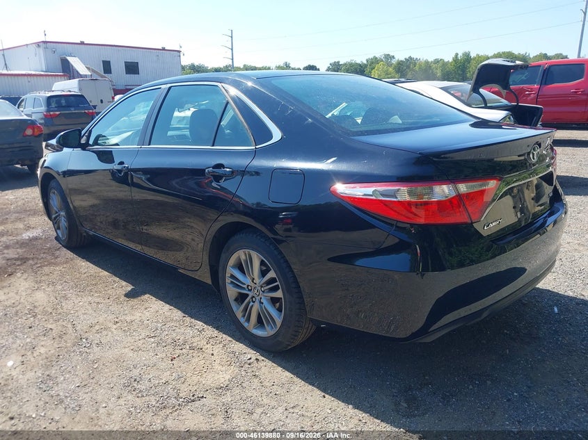 TOYOTA CAMRY - zdjęcie 3