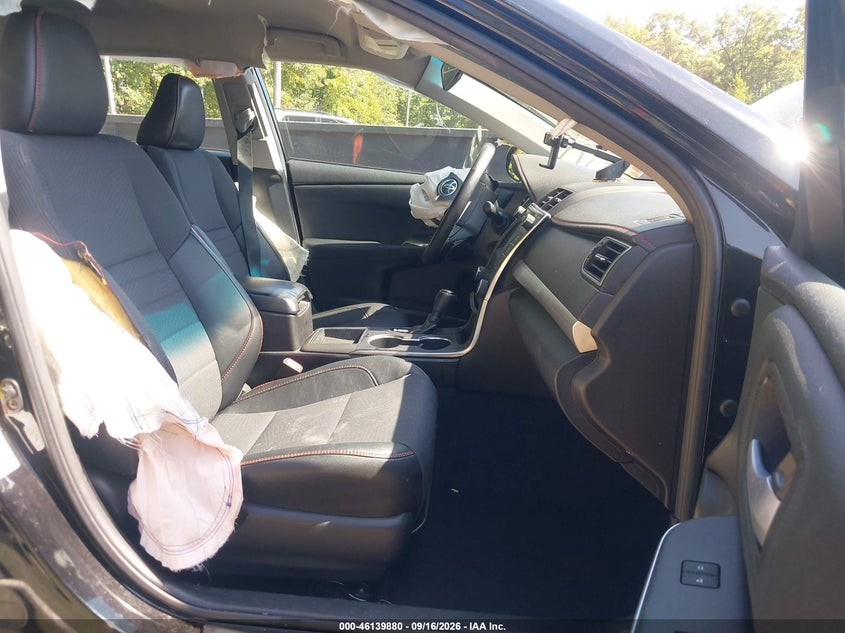 TOYOTA CAMRY - zdjęcie 5