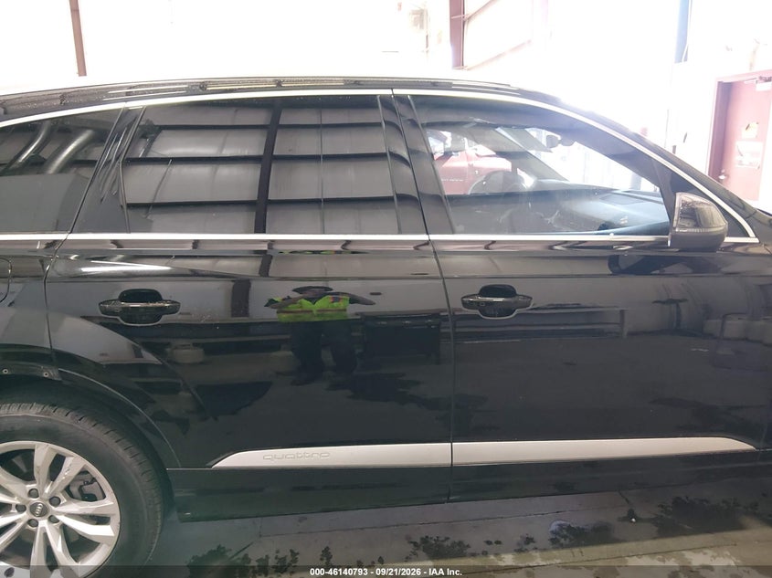 AUDI Q7 - zdjęcie 14