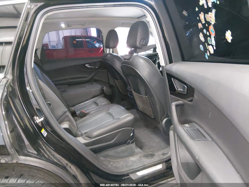 AUDI Q7 - zdjęcie 8