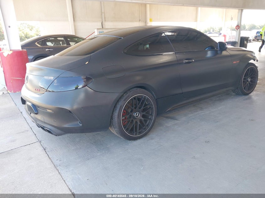 MERCEDES-BENZ AMG C 63 - zdjęcie 4